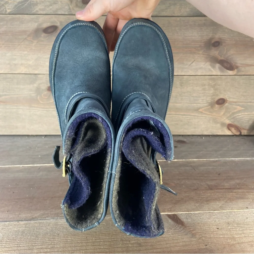Chaco Hopi Womens size 7 shoes blue leather waterproof pull on winter boots